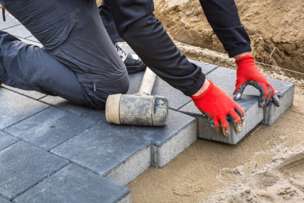 Pose de dalle béton (1 m²)
