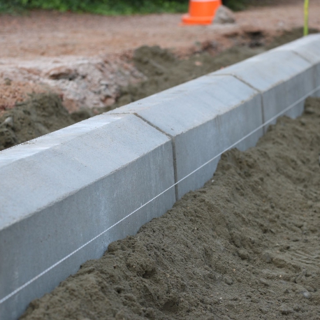 Pose de bordure béton (2 m linéaires)